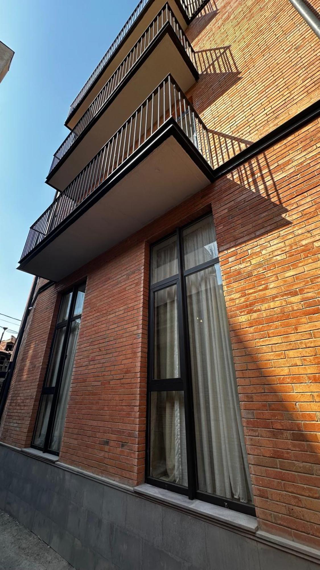 Made With Love Apartment Тбилиси Экстерьер фото
