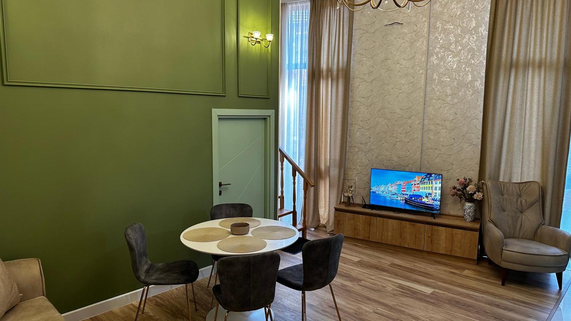 Made With Love Apartment Тбилиси Экстерьер фото