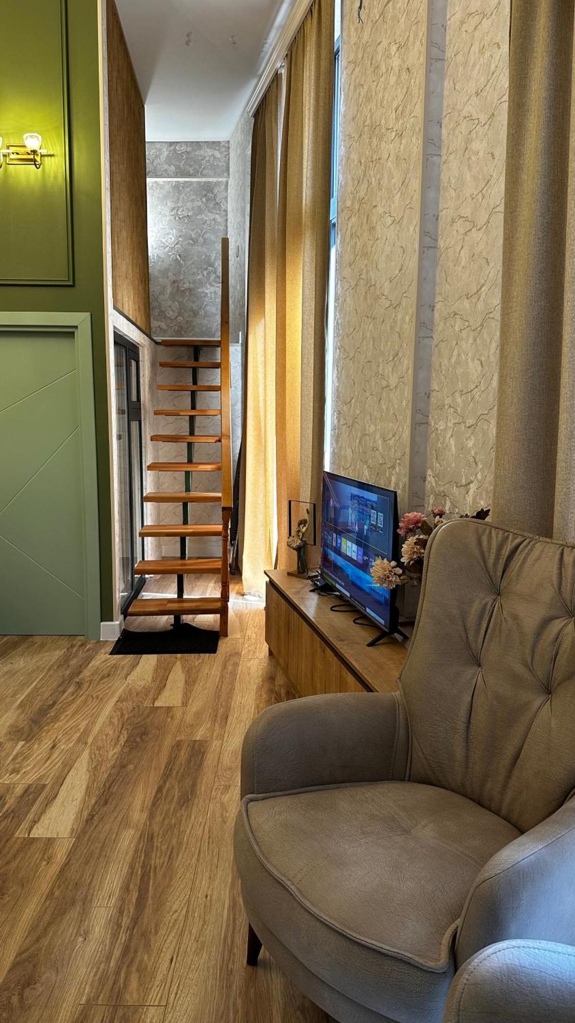 Made With Love Apartment Тбилиси Экстерьер фото